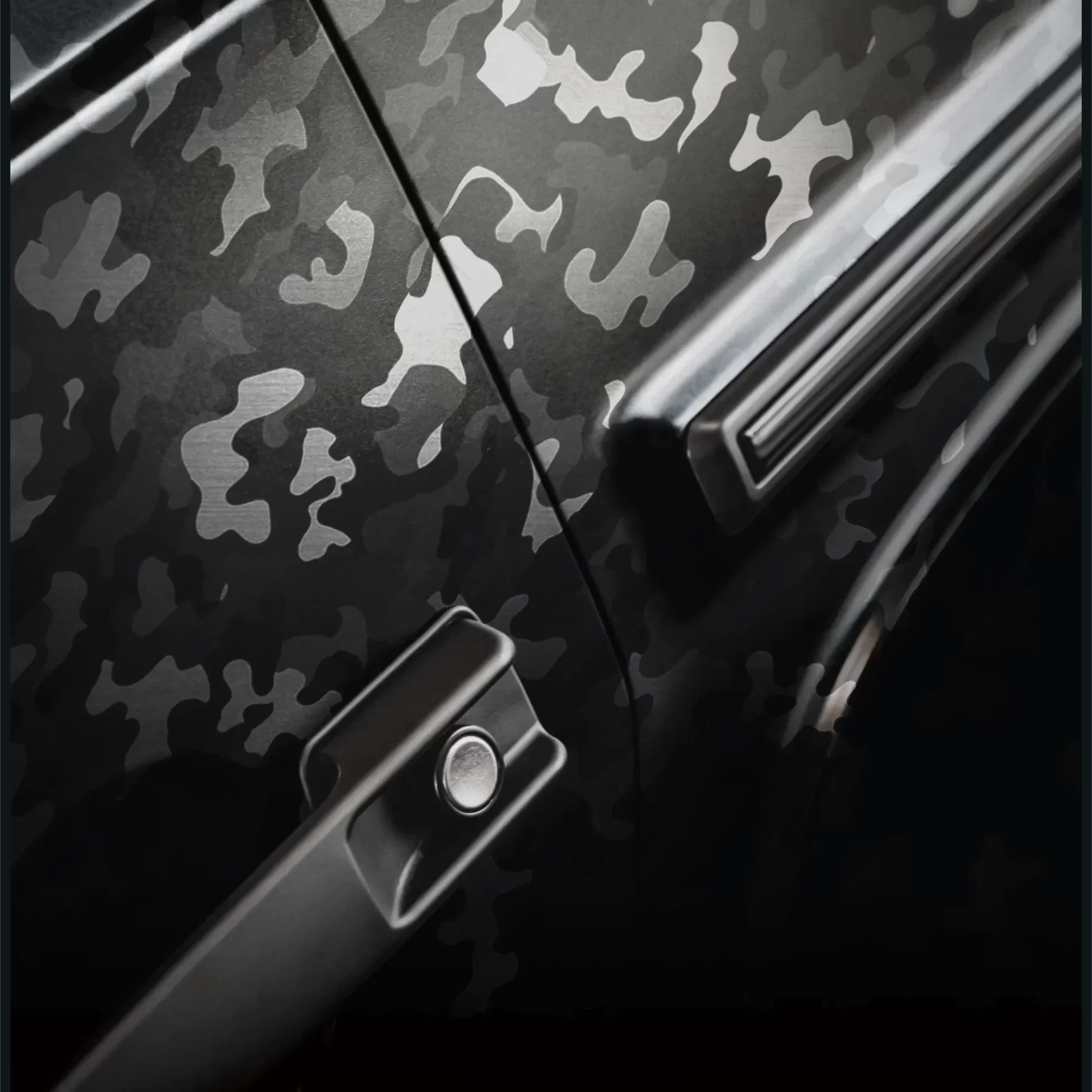 DYNO CAMO. BLACK PROTECTIVE FILM